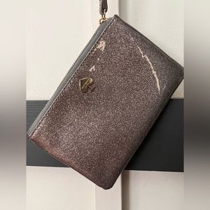 Kate Spade Wristlet \ Clutch